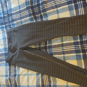 Lululemon leggings size 2 mid-calf length